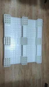 100x120 Closed Deck Plastic Pallet 16 kg.